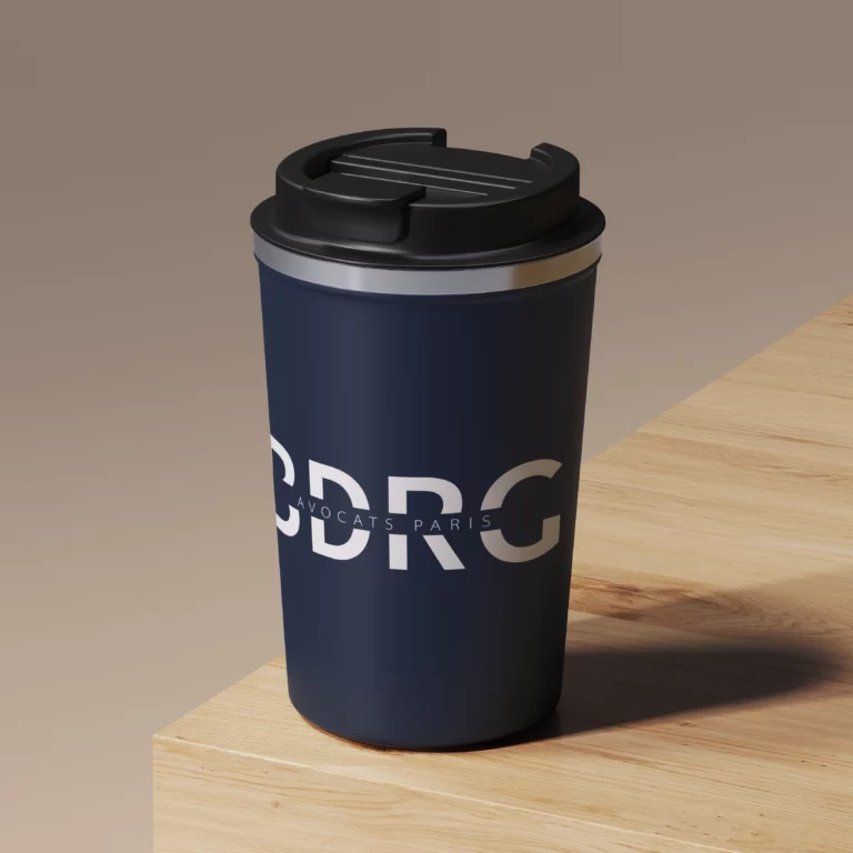 Mockup logo BDRG tasse site Beverly Dose, web designer UX UI à Bordeaux – Beverly Design