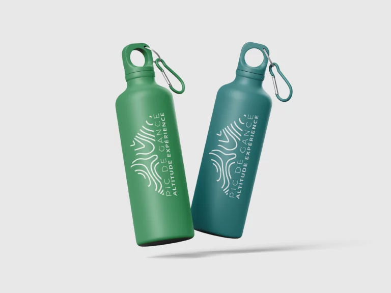 Mockup logo Pic de Gance bouteilles de sport noir site Beverly Dose, web designer UX UI à Bordeaux – Beverly Design